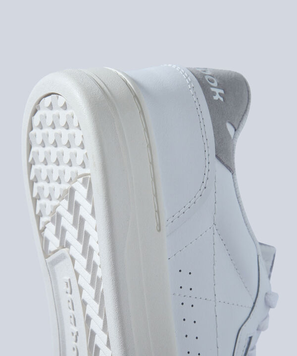 Tenis Reebok Para Mujer Hueso