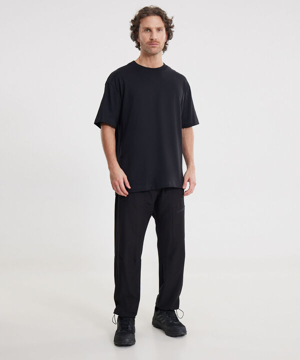 Set Street Básico, Camiseta Oversize Manga Corta y Jogger Outdoor,  image number null