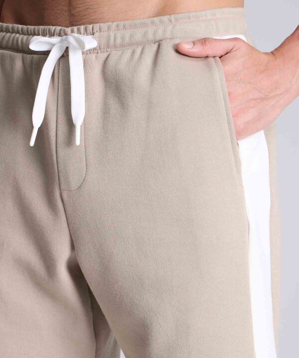 Short Para Hombre Camel image number null