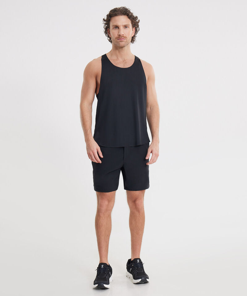 Set de Entrenamiento Negro con Short Impermeable y Camiseta Básica Sisa, 