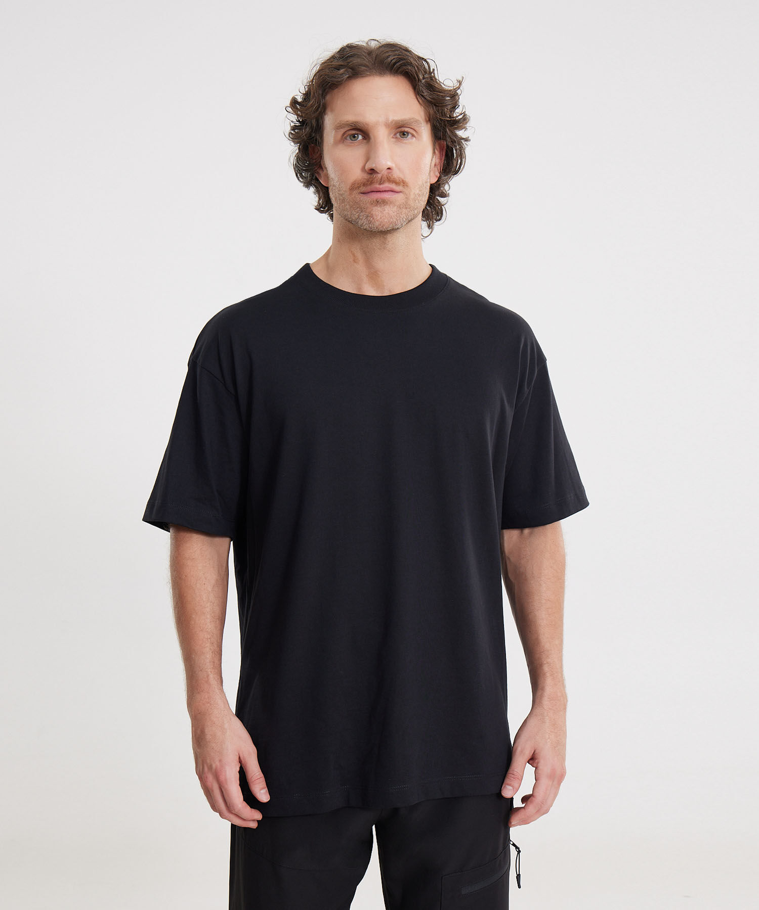 Set Street Básico, Camiseta Oversize Manga Corta y Jogger Outdoor, 