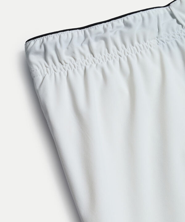 Short Para Hombre Marfil image number null