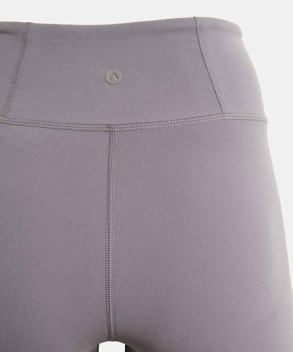 Short Para Mujer Gris image number null