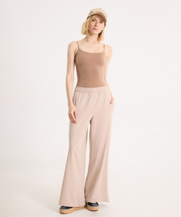 Pantalon Para Mujer Beige image number null
