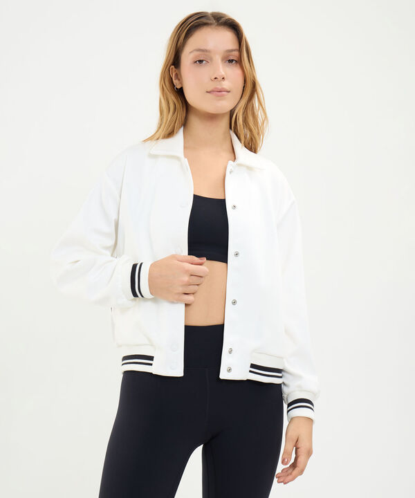 Chaqueta Para Mujer Marfil image number null