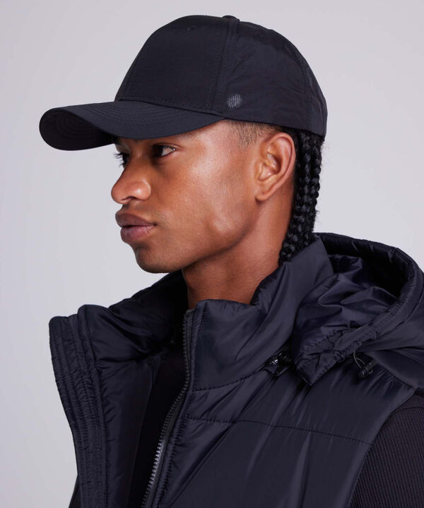 Caps Unisex Negro image number null