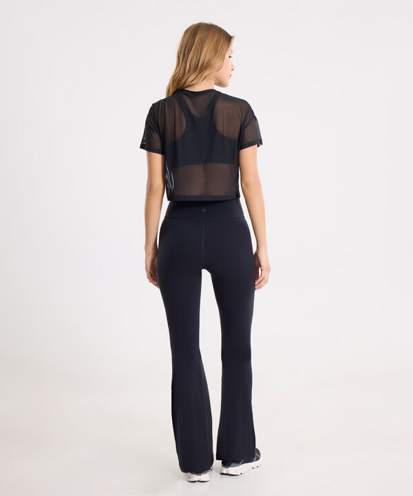 Set Aerius Total Black: Leggins Flare, Top y Camiseta Malla,  image number null