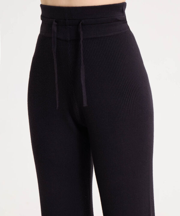 Pantalon Para Mujer Negro image number null