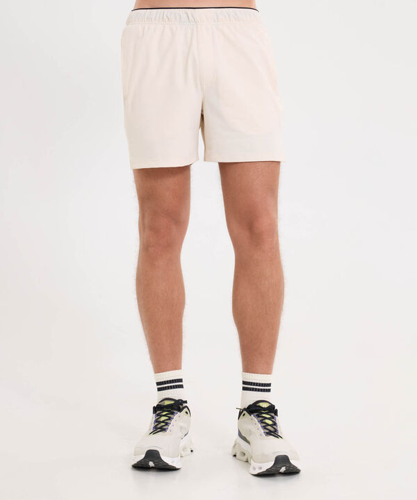 Short Para Hombre Beige image number null
