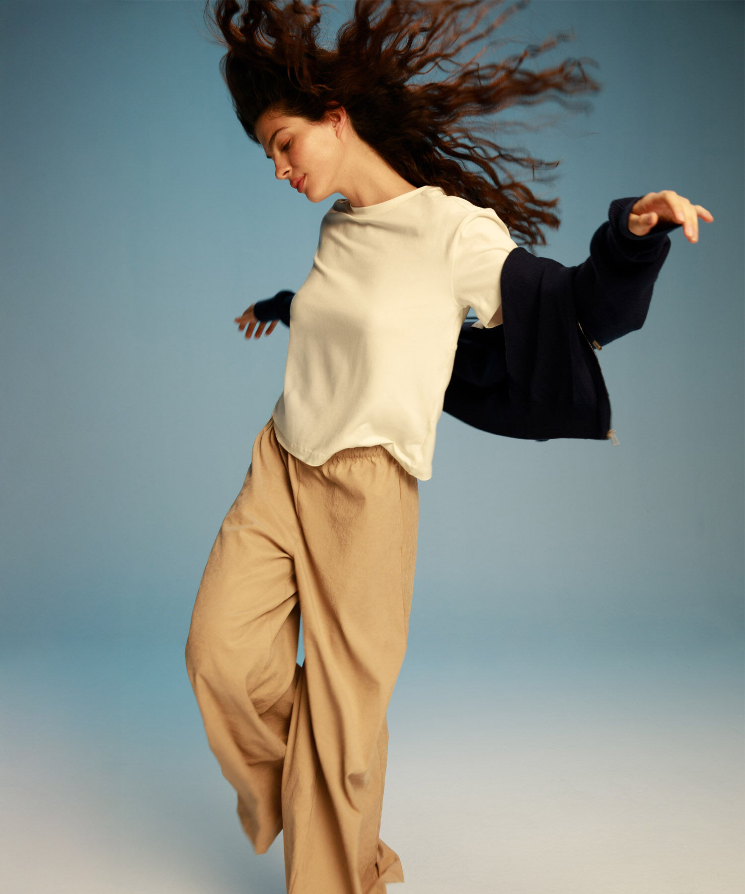 Pantal&oacute;n Amplio Microconfort Fluido, Beige