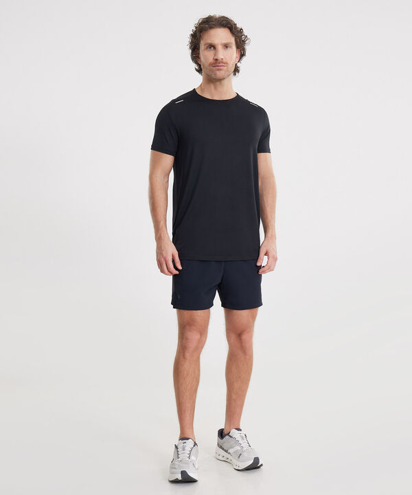 Set Running Negro con Camiseta Reflectiva y Short Medio Running,  image number null