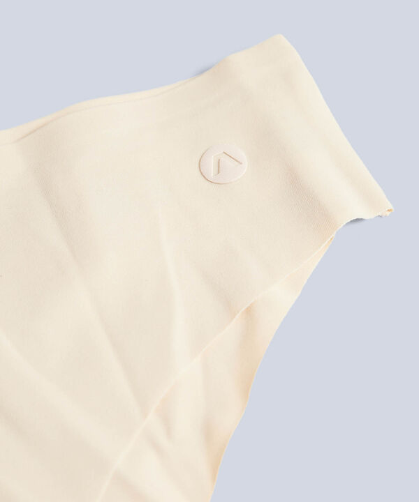 Panty Para Mujer Crema image number null