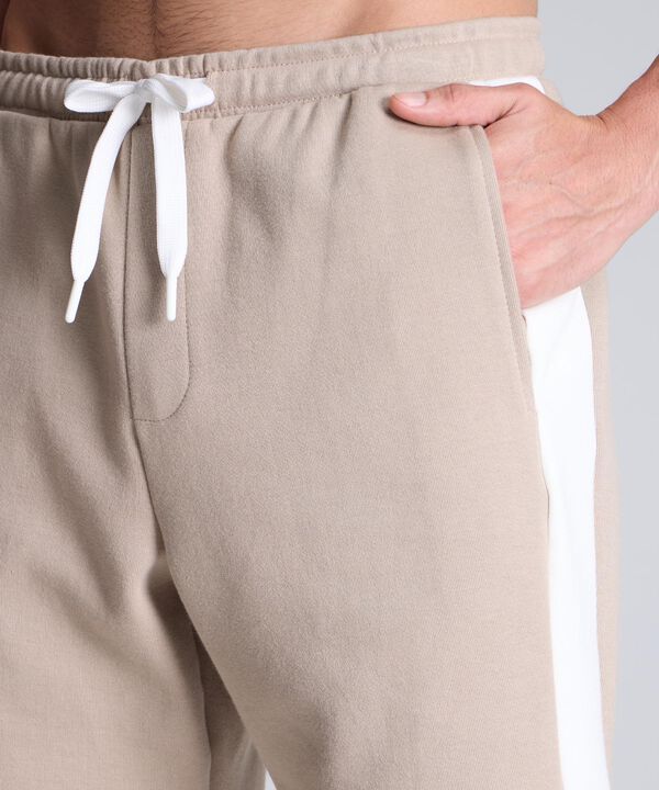 Short Para Hombre Camel image number null