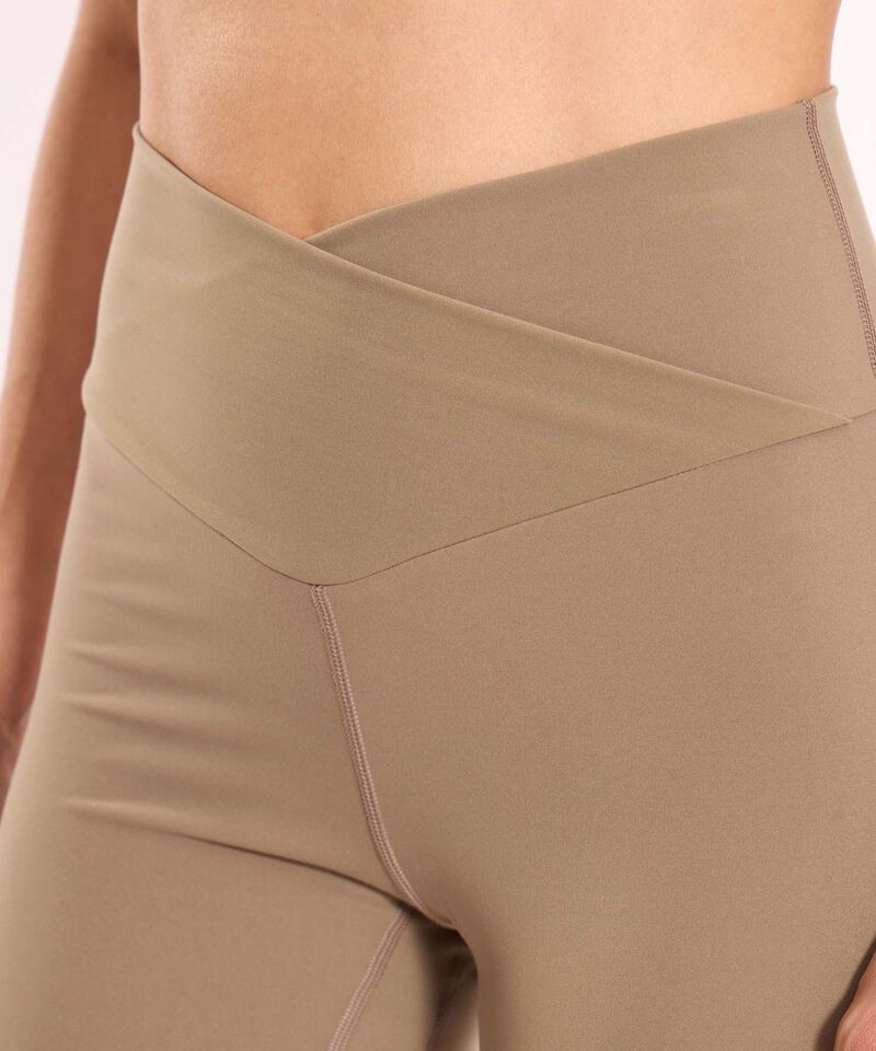 Short Pretina Cruzada Aerius Skin 15 cm, Mocca