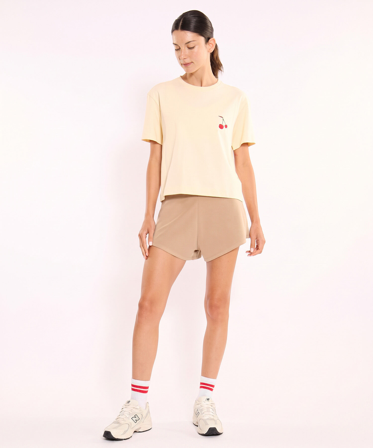 Short Amplio Plush, Mocca