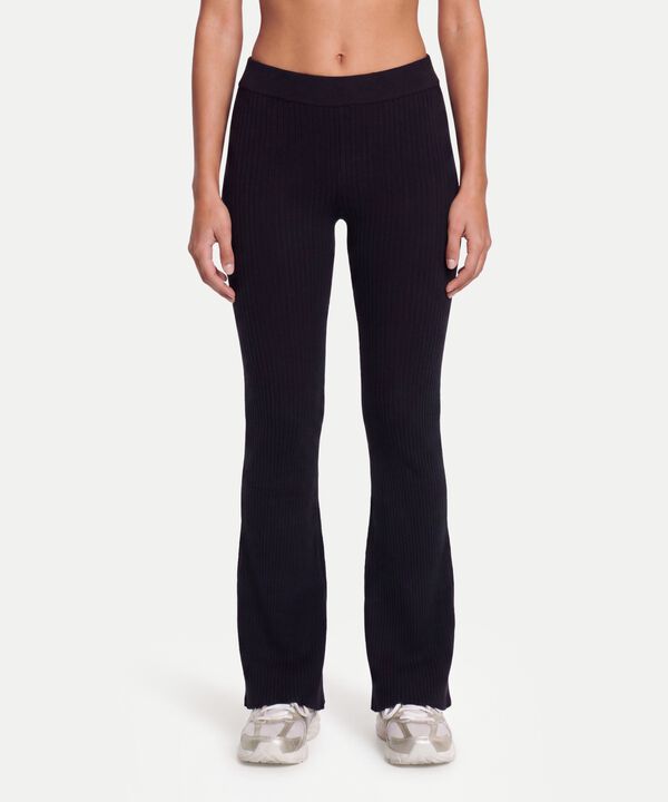 Pantalon Para Mujer Negro image number null
