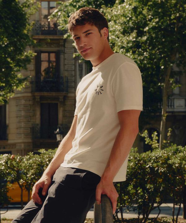 Camiseta Para Hombre Marfil image number null