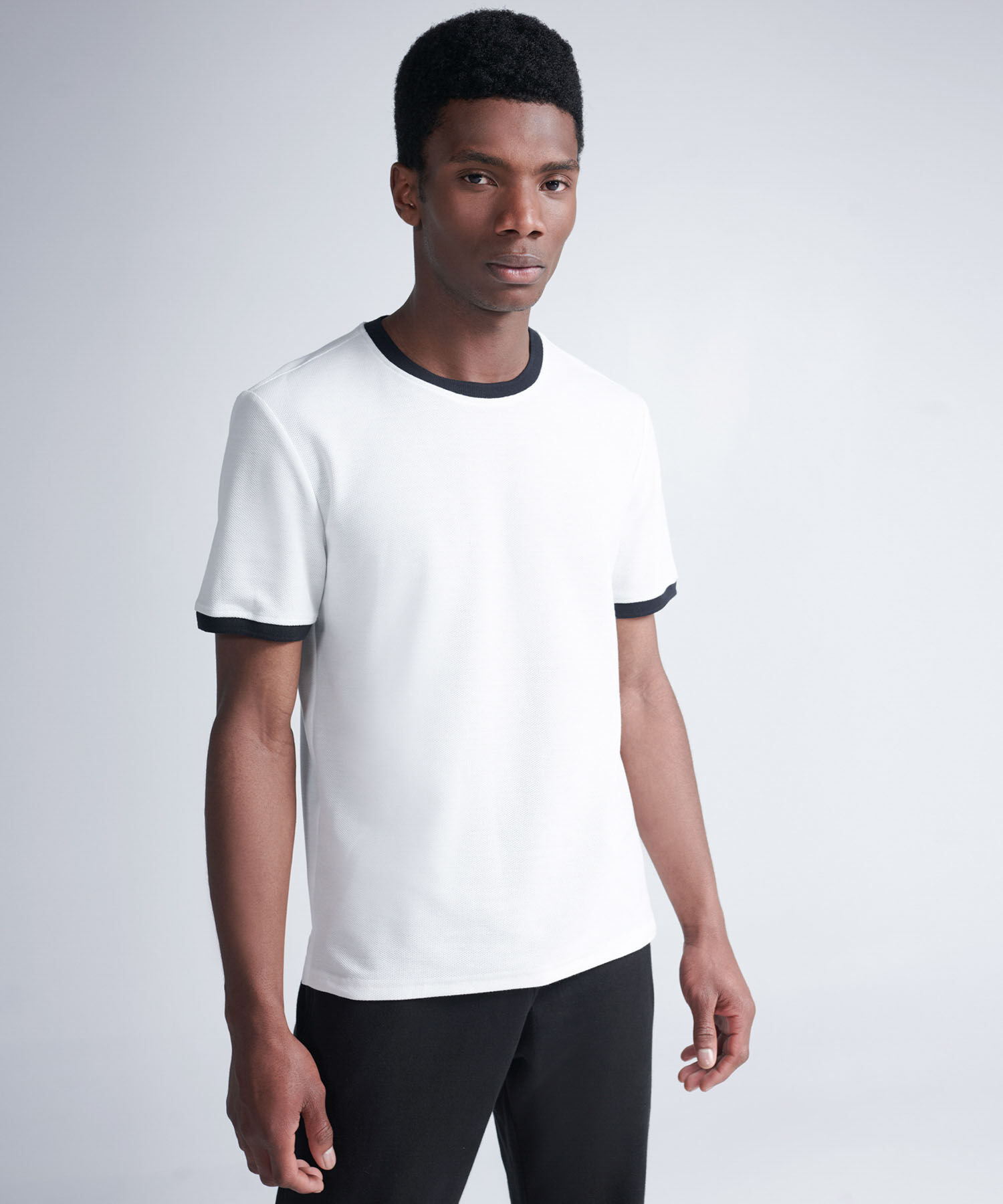 T shirt Casual Bicolor para Hombre Compra ahora ATMOS