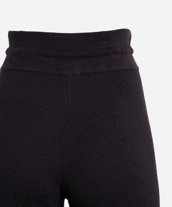 Pantalon Para Mujer Negro image number null