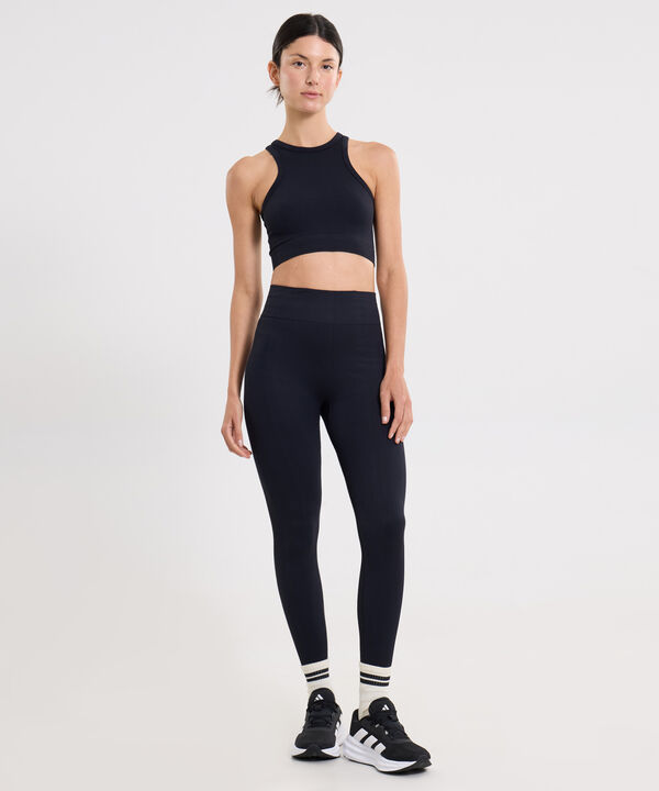 Top Para Mujer Negro image number null