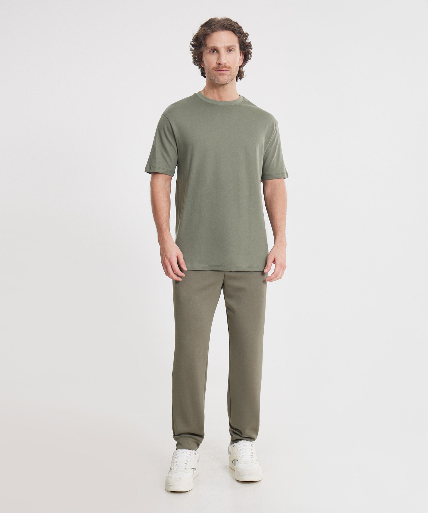 Set Verde Casual con Buzo Básico y Jogger Jaspeado, 