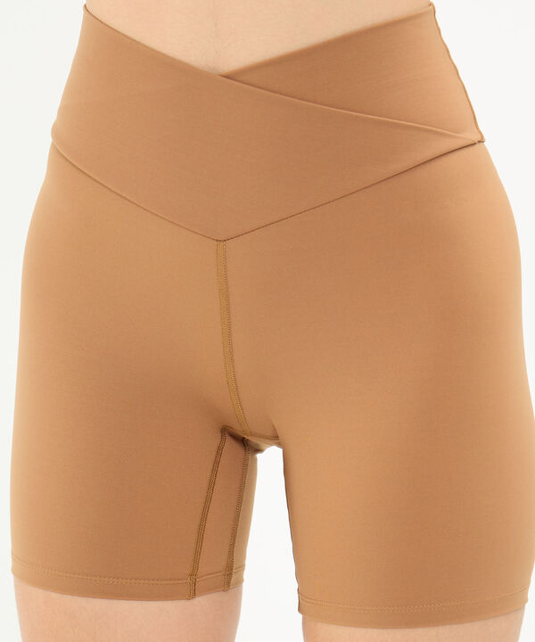Short Para Mujer Camel image number null