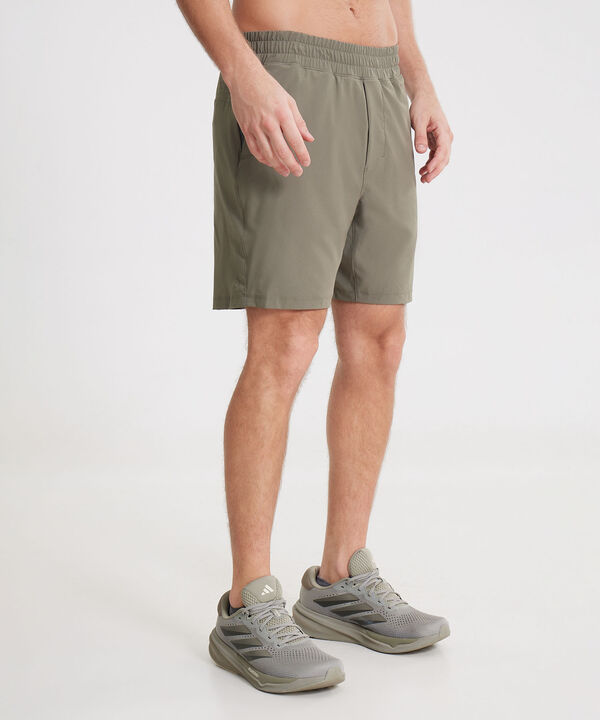 Short Para Hombre Oliva image number null