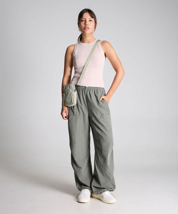 Pantalon Para Mujer Verde image number null