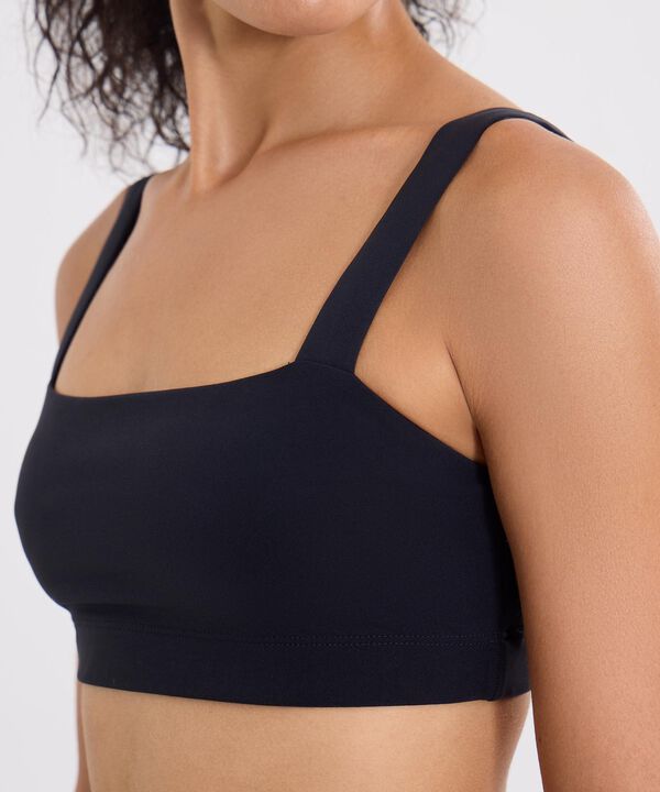 Top Para Mujer Negro image number null