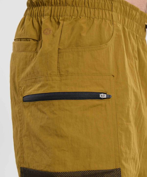 Short Para Hombre Dorado image number null