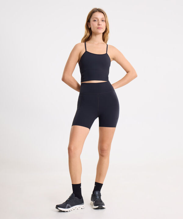 Outfit Training Negro con Biker de Compresión y Crop Top Ayra,  image number null