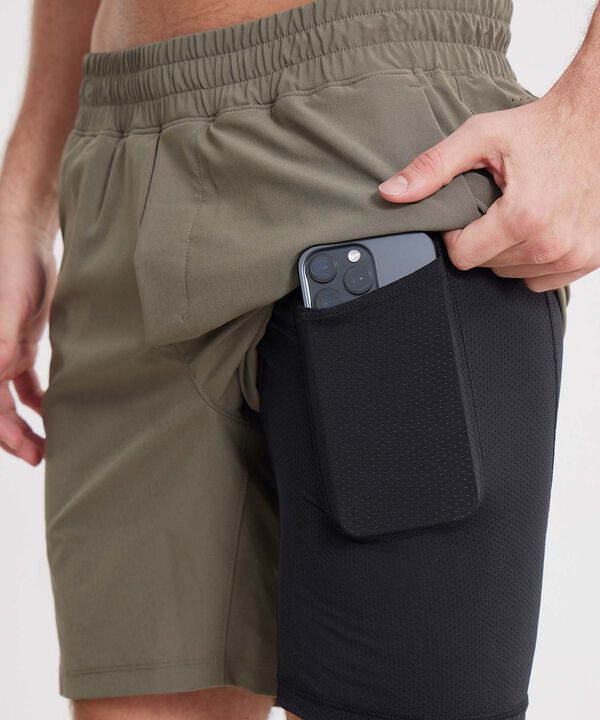 Short Para Hombre Oliva image number null