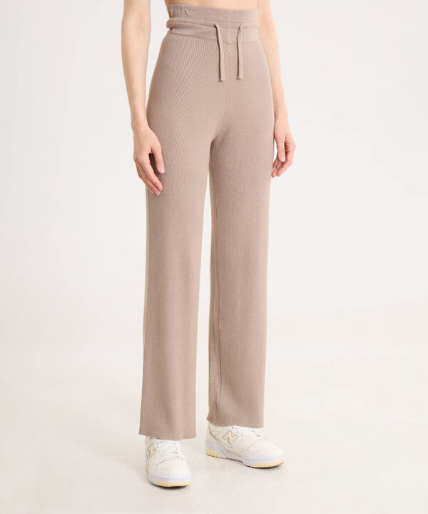 Pantalon Para Mujer Beige image number null
