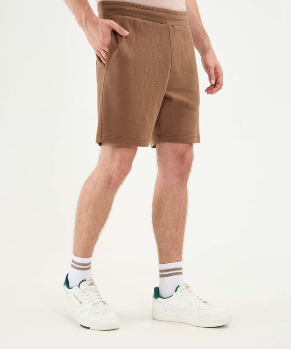 Short Para Hombre Cafe image number null