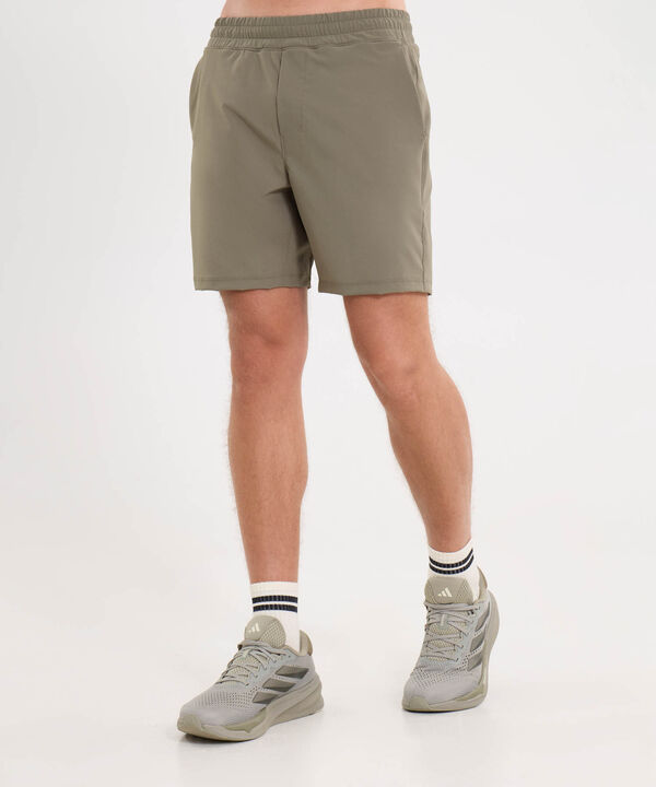 Short Para Hombre Oliva image number null