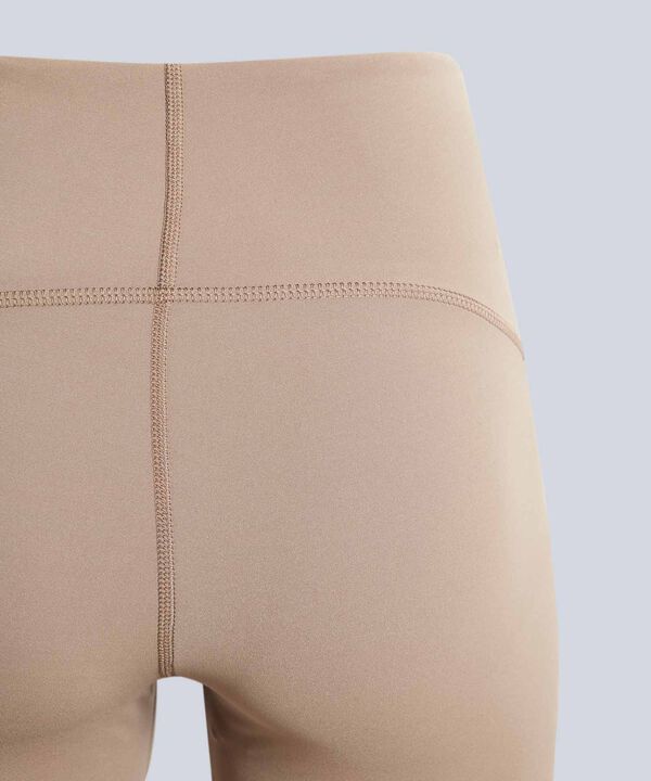 Short Para Mujer VerdeOliva image number null